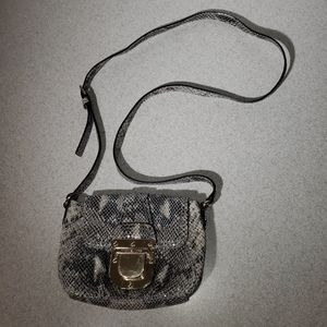 (Like new) Michael Kors Animal print crossbody bag